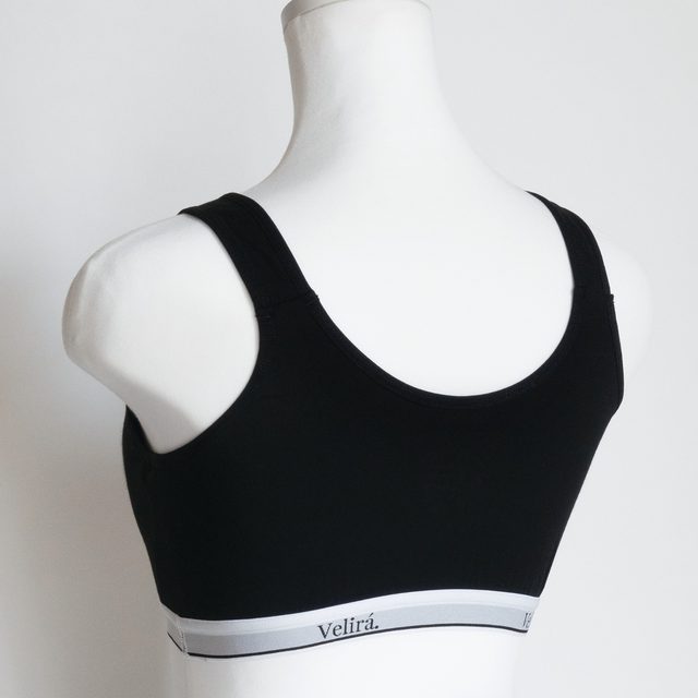 Velira bra back on mannequin